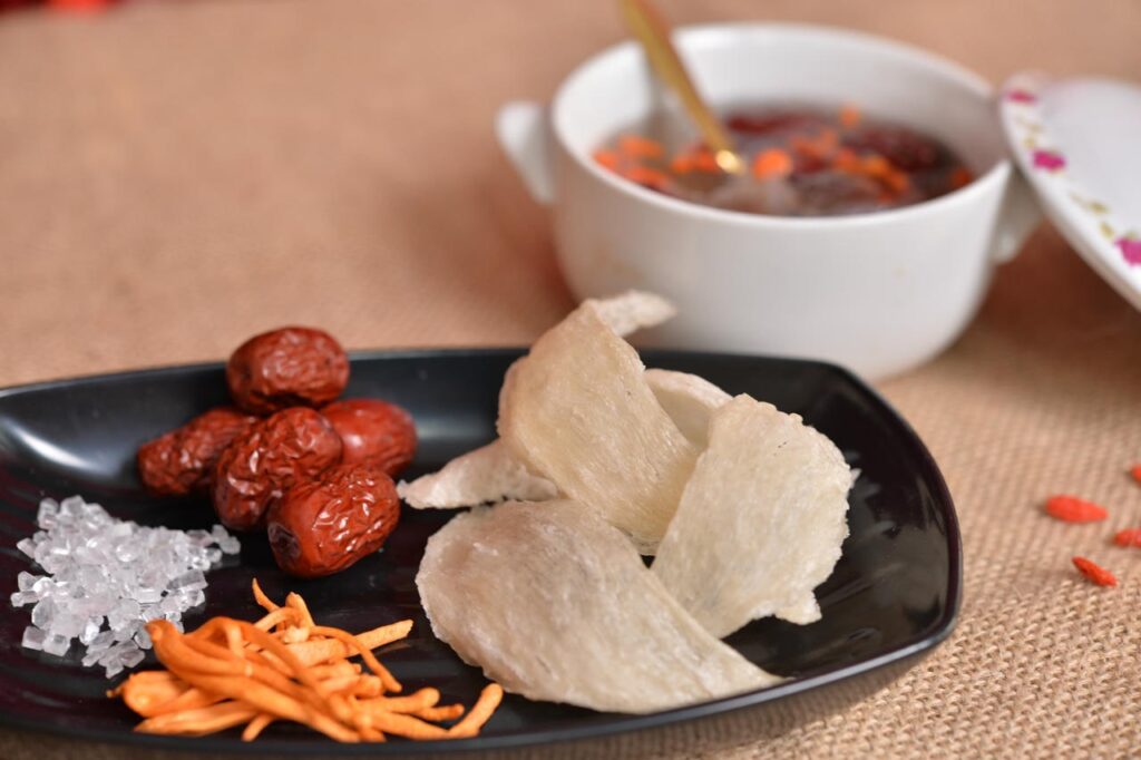 Yến rút lông cao cấp