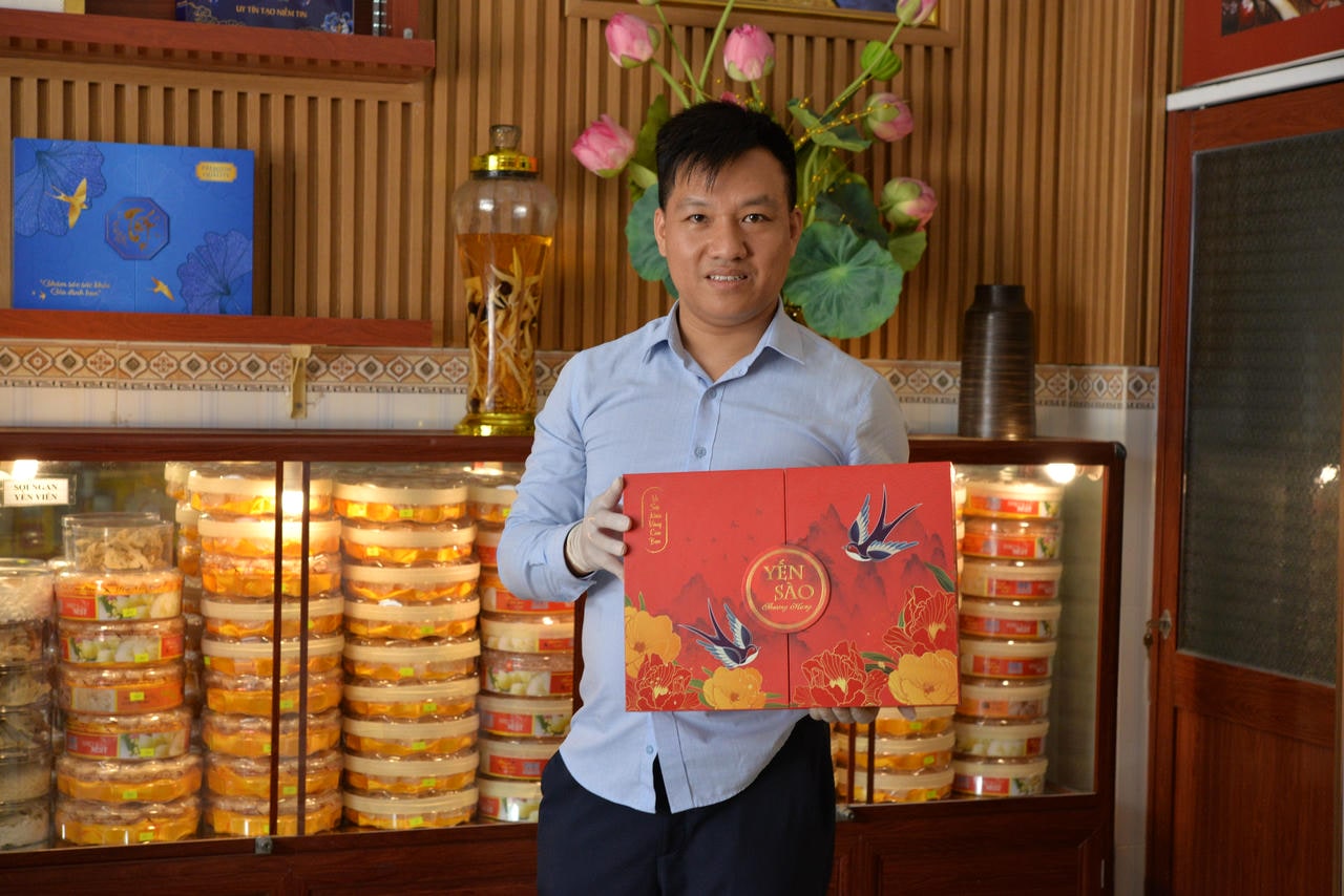 Hộp yến sào nha trang